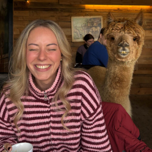 Lexi met Alpaca Max 2